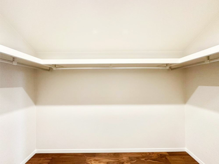 ̑ EH[NCN[[bgtŐԂLpł܂B