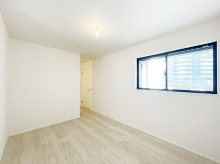 ���̑����� �u�₩�ȓ��������������S�̂�D������ݍ���ł���܂�