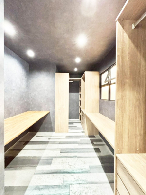 ̑ G߂̈ߗނXbL[Ieʂ̎[͓͂IWIC+[˕tI