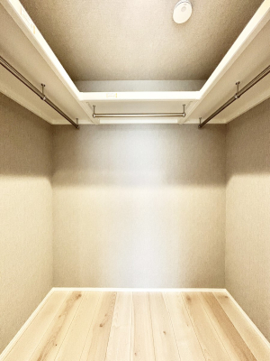 ̑ EH[NCN[[bg̊pŐԃXbL