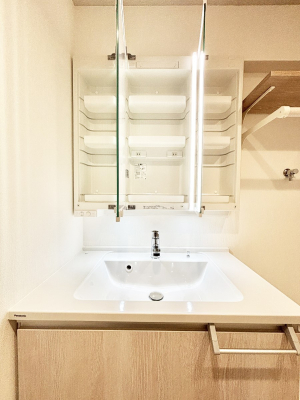 ̑ Oʋ̗ɁAϕiqpiȂǂ[\Bʑƕۂ܂I