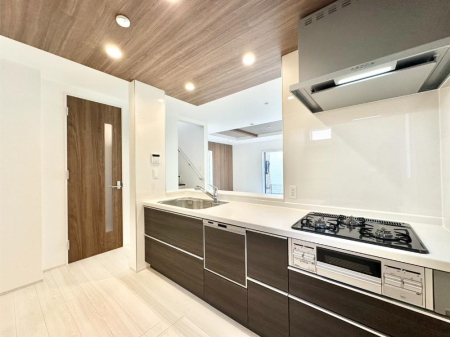 �L�b�`�� �L�X�Ƃ����g������̗ǂ��L�b�`���œ��X�̂��������y�����Ȃ肻��