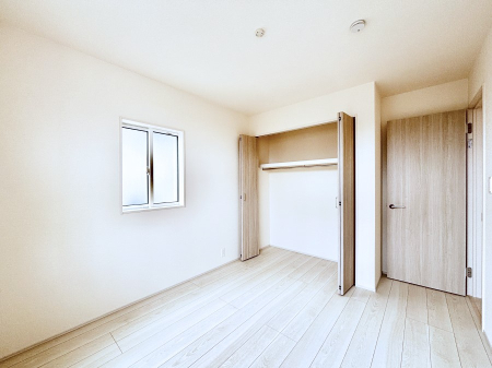 �q������ �q�������ɂ��������߂Ȏ��[�X�y�[�X�����Ղ�̋���