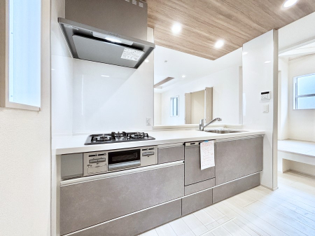 �L�b�`�� �����g���L�b�`��������A�g���₷�����������̂��₷���ɂ������܂����B 