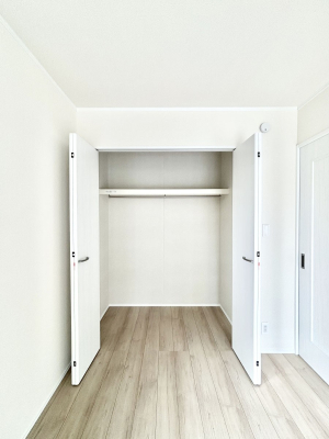 ���[ �����Ղ�̎��[�X�y�[�X�ŉ��K�ɕ�点���� 