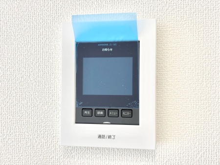 ���̑����� TV���j�^�[�t�C���^�[�t�H�����t���Ă��ăZ�L�����e�B�[��  