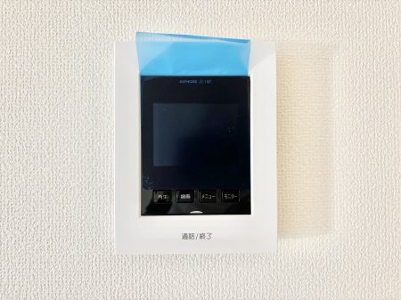 ���̑����� TV���j�^�[�t�C���^�[�t�H�����t���Ă��ăZ�L�����e�B�[��