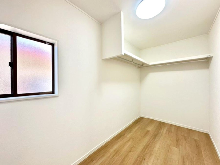 [ QK̔[ˁB[ł͂ȂAe[N[AgGƂĂp܂B