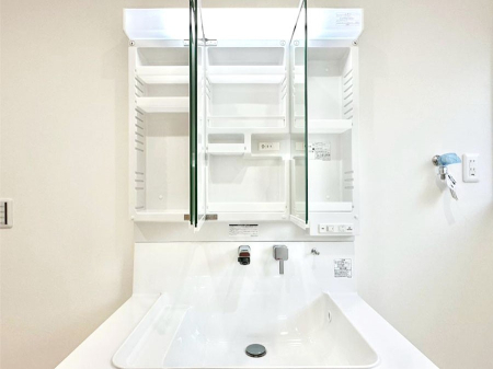 ̑ Oʋ̗ɁAϕiqpiȂǂ[\Bʑƕۂ܂I