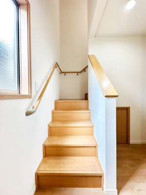 ̑ Ki͎肷tȂ̂ŏȂq܂₲̕Sł  