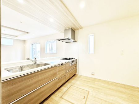 �L�b�`�� �L�X�Ƃ����g������̗ǂ��L�b�`���œ��X�̂��������y�����Ȃ肻��