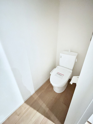 gC gC1K2KꂼɔzuĂĂƂĂ֗łB 