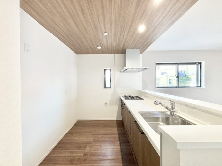 Lb` Ƃ肠Lb`ł͂ƑƊył܂B