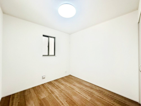 ���̑� 1�K�̃T�[�r�X���[��4.5���@