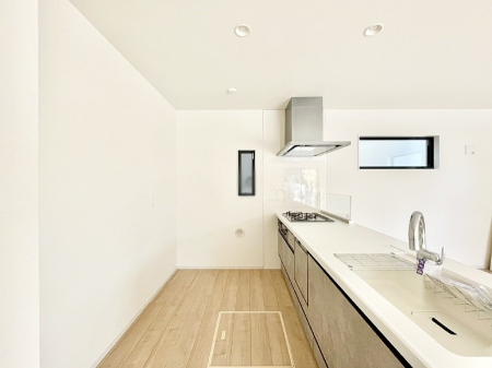 Lb` u₩ȕʂ蔲Lb`B̂Ŗ邭Cɂ𗧂܂B