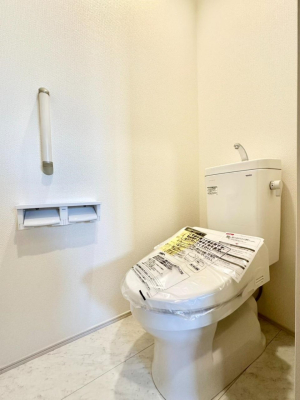 �g�C�� �g�C����1�K��2�K���ꂼ��ɔz�u����Ă��ĂƂĂ��֗��ł��B 