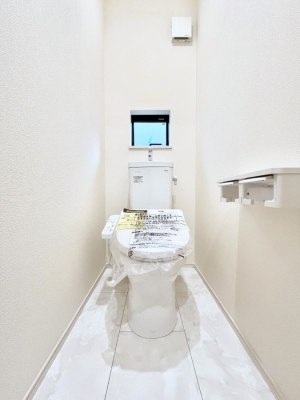 gC gC1K2KꂼɔzuĂĂƂĂ֗łB 