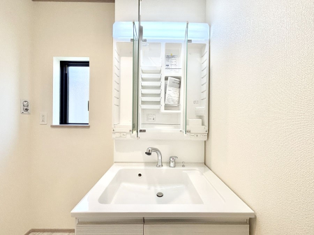 ̑ Oʋ̗ɁAϕiqpiȂǂ[\Bʑƕۂ܂I