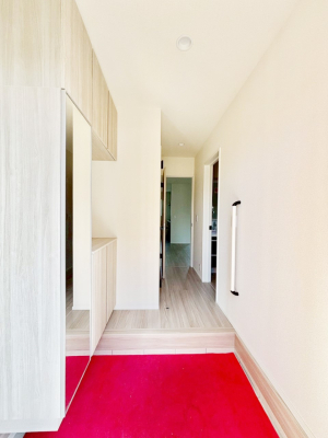 ���̑����� TV���j�^�[�t�C���^�[�t�H�����t���Ă��ăZ�L�����e�B�[��