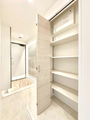 ���̑����� �L�����[�B�|�������G�߂̏��������[���邱�Ƃ��ł��܂��B