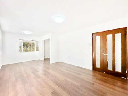 ���r���O �Z�ޕ��̌��������o�����A�C���e���A���l����̂��y���݂ȃ��r���O�ł��I 