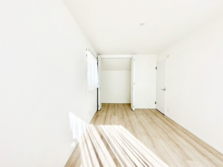 ���[ ��������ߗނ�ו��Ȃǂ̎��[�ɕ֗��ȃN���[�[�b�g�t���ł��B