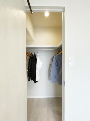 ̑ EH[NCN[[bg̊pŐԃXbL