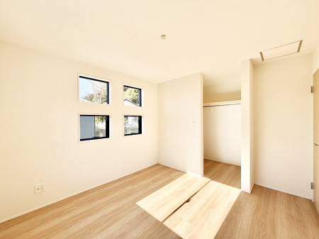 �q������ ������̂₳���������S�n�悢�v���C�x�[�g���[��