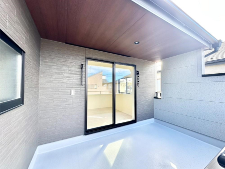 �o���R�j�[ �}�Ȃ��V�C�̕ω��ɂ����S�ȃC���i�[�o���R�j�[