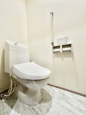 �g�C�� �g�C����1�K��2�K���ꂼ��ɔz�u����Ă��ĂƂĂ��֗��ł��B 