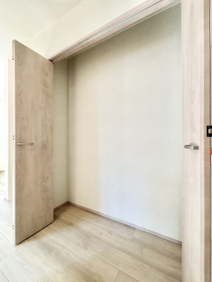 ���[ ���r���O���[�B�U�炩�肪���ȃ��r���O���X�b�L���ƕۂĂ܂��ˁB 