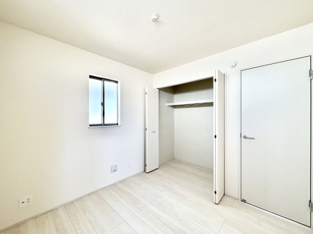 �q������ �q�������ɂ��������߂Ȏ��[�X�y�[�X�����Ղ�̋���