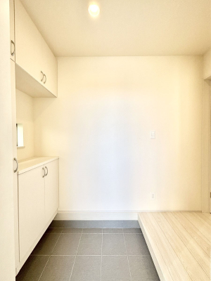 ���� �Ƒ��̋A��₨�q�l�������������}���錺��  