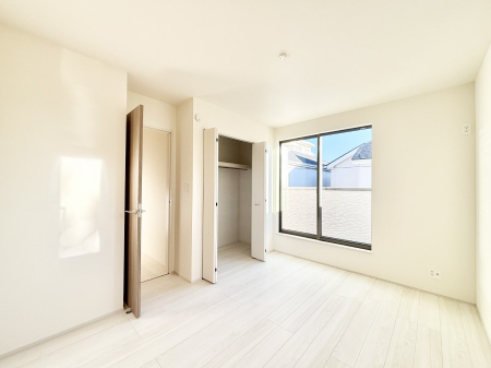 �q������ ������̂₳���������S�n�悢�v���C�x�[�g���[��