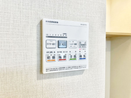 ̑ g[C@tȂ̂ŁAVĈSI