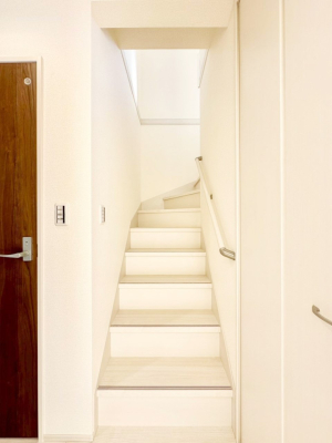 ���̑� �K�i�͎肷��t���Ȃ̂ŏ����Ȃ��q���܂₲����̕������S�ł�