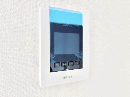 ���̑����� TV���j�^�[�t�C���^�[�t�H�����t���Ă��ăZ�L�����e�B�[��