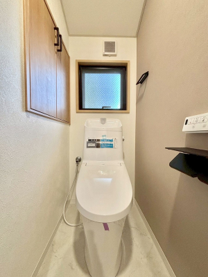 gC gC1K2KꂼɔzuĂĂƂĂ֗łB 