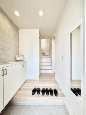 ���� ����I�𗘗p���āA���z�������������q�l�������ĂȂ��ł��܂��B�@