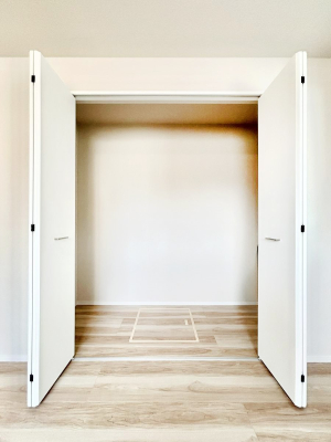 ���̑����� TV���j�^�[�t�C���^�[�t�H�����t���Ă��ăZ�L�����e�B�[���@