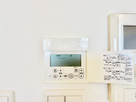 ̑ g[tœ~|J|JBƑ̌ẽXy[XɂȂ܂ˁB