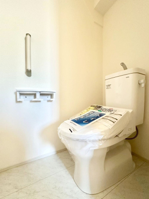 �g�C�� �g�C����1�K��2�K���ꂼ��ɔz�u����Ă��ĂƂĂ��֗��ł��B 