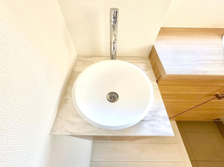 ���̑����� ���ւɃZ�J���h���ʑ��ݒu�B�A��シ���Ɏ�􂢁E���������ł��܂��ˁB  