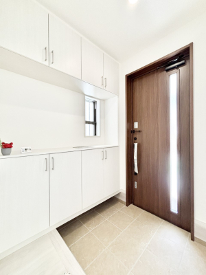  ʔ͂Ƒ̎ʐ^G߂̃CeAŏIƂĉoł܂