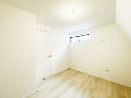 �q������ ������̂₳���������S�n�悢�v���C�x�[�g���[��