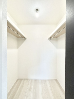 ���̑� �E�H�[�N�C���N���[�[�b�g�t���Ő�����Ԃ��L�����p�ł��܂��B