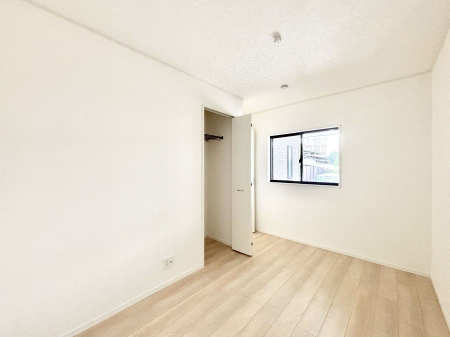 �q������ �q�������ɂ��������߂Ȏ��[�X�y�[�X�����Ղ�̋���