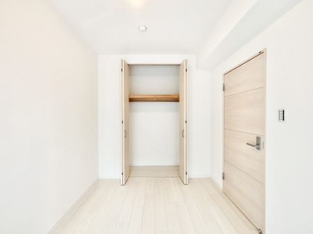 Q g₷`ŃxbgƋ̒uɂ邱Ƃ܂B   