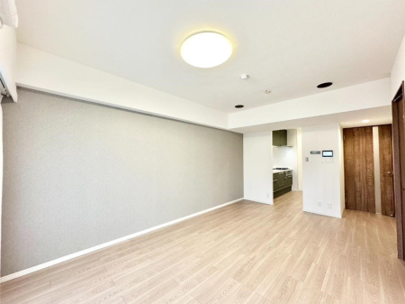 rO Ƒ̓₩Șbŕ܂閾邢rO 