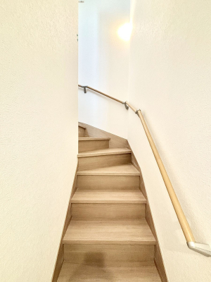 ̑ Ki͎肷tȂ̂ŏȂq܂₲̕Sł  